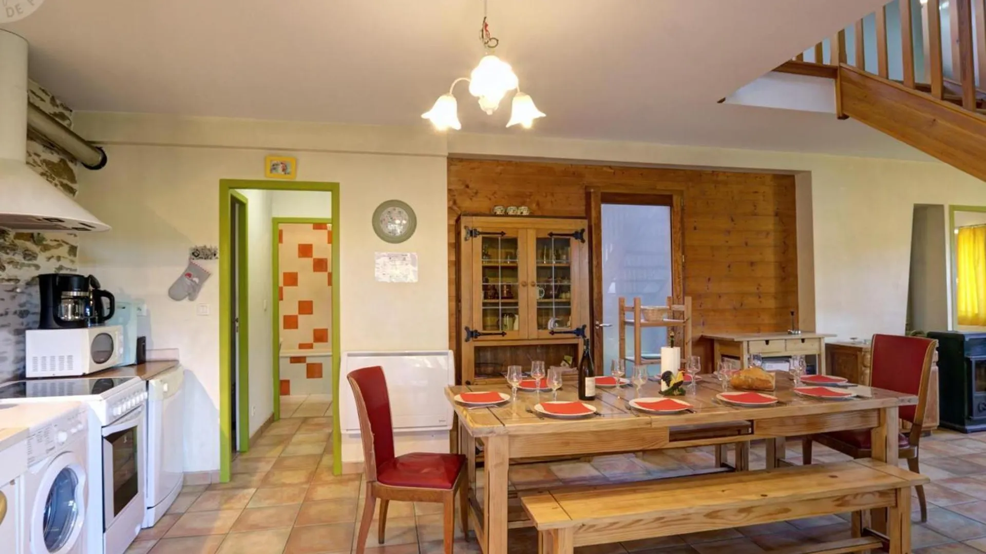 Gite Spacieux Avec Terrasse Couverte, Proche Parc Du Pilat, Ideal Pour Groupes Et Activites De Plein Air - Fr-1-496-73 La Terrasse-sur-Dorlay Fransa