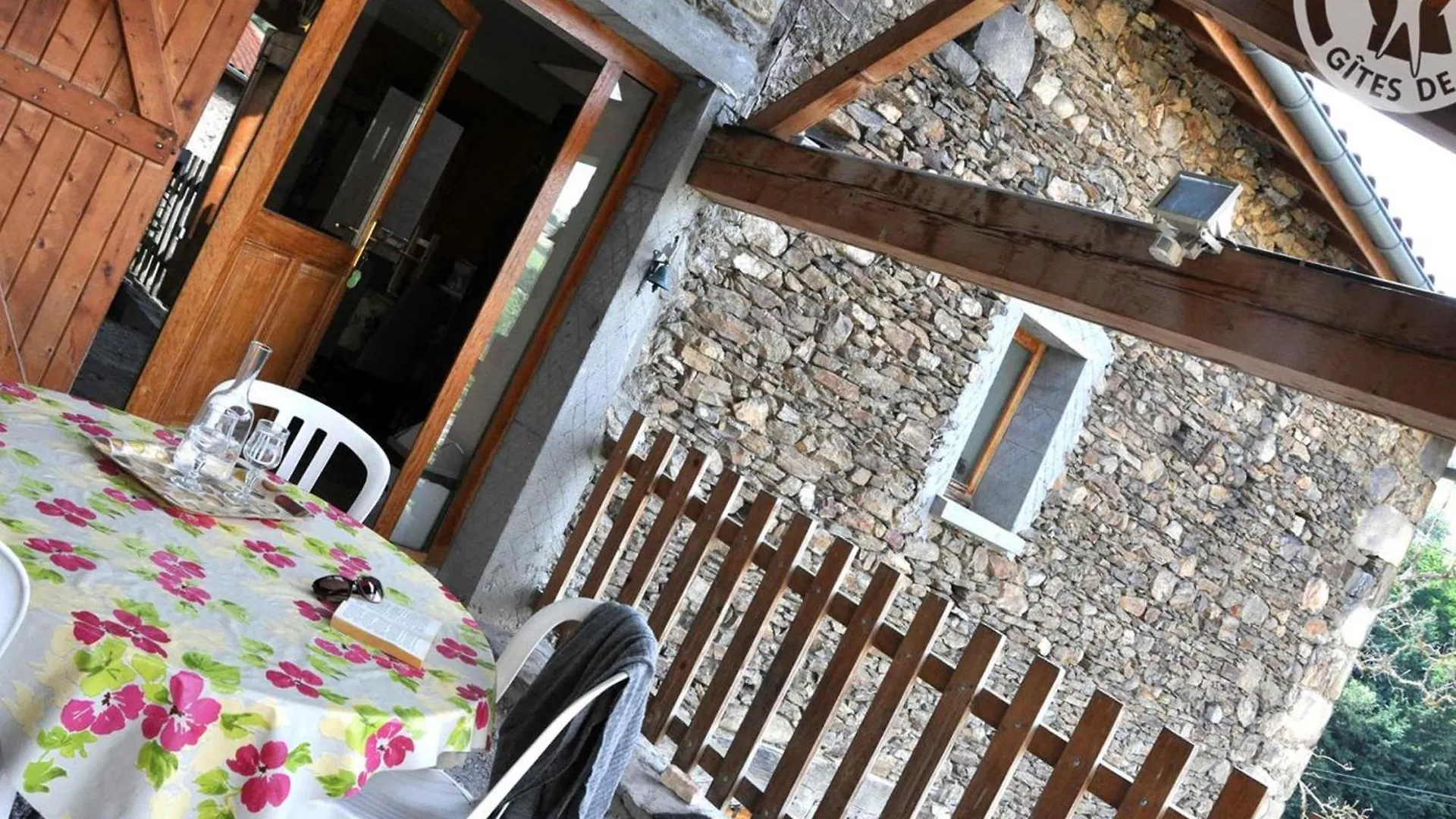 Tatil Evi Gite Spacieux Avec Terrasse Couverte, Proche Parc Du Pilat, Ideal Pour Groupes Et Activites De Plein Air - Fr-1-496-73 La Terrasse-sur-Dorlay Fransa
