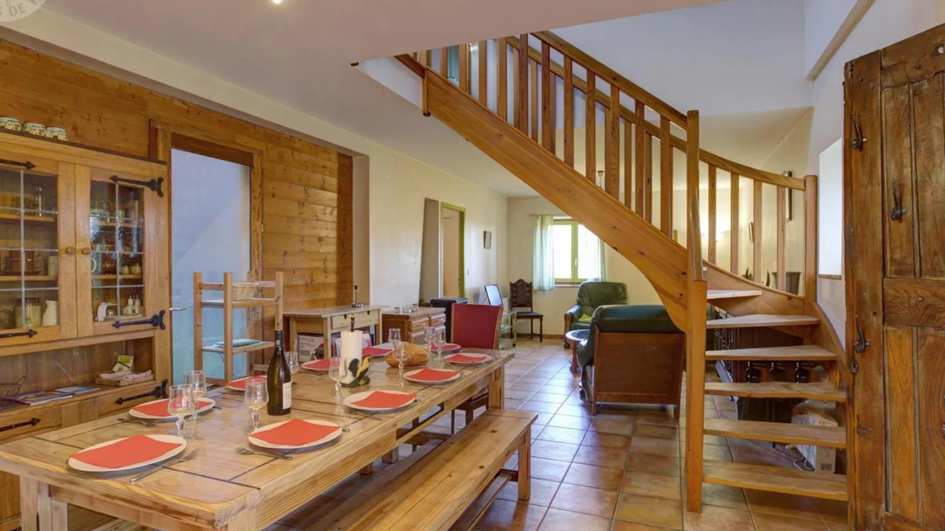 Gite Spacieux Avec Terrasse Couverte, Proche Parc Du Pilat, Ideal Pour Groupes Et Activites De Plein Air - Fr-1-496-73 La Terrasse-sur-Dorlay Tatil Evi